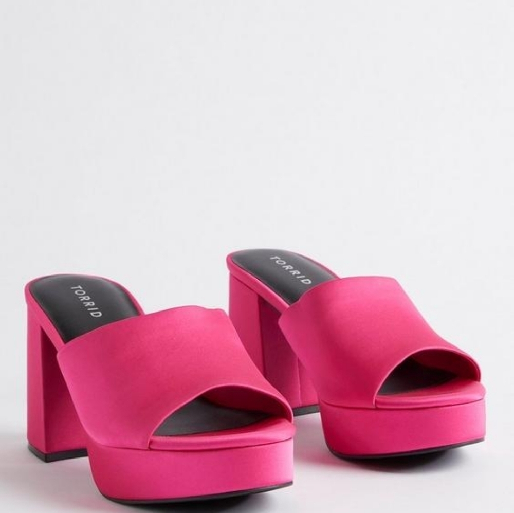 Torrid Flared Platform Pink Mule In Size 9 Extra Wide Width